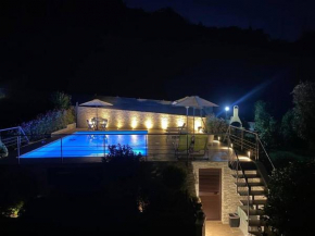 Appartamento con piscina e idromassaggio a 5 min dal mare
